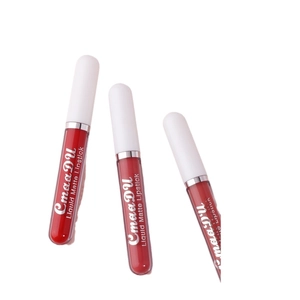 Coffret de trois rouges à lèvres liquides mats CmaaDu waterproof aux tons rouges et baies
