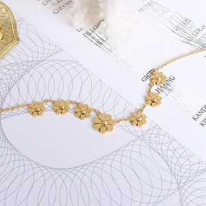 Minimalist gold titanium steel daisy anklet with small flower charms for women