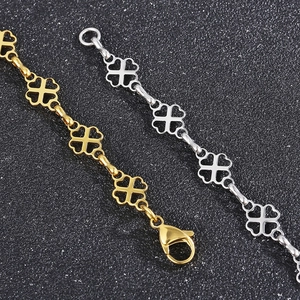 Fashionable titanium steel four-leaf clover bracelet in gold and silver metal finishes