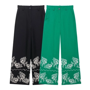 Ensemble pantalon large en lin mélangé avec broderie blanche en noir et vert