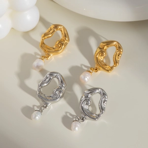 Boucles Oreilles Vintage En Acier Inoxydable Géométriques Ajourées Avec Pendentif Perle Eau Douce Mode Irrégulière Doré PVD