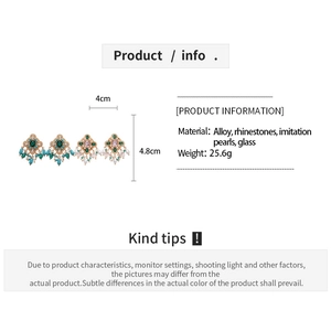 Detail specifications of Bohemian diamond-set earrings with dimensions and material info