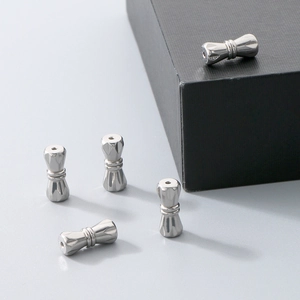 Polished silver screw clasp connectors for pearl necklace and DIY jewelry making