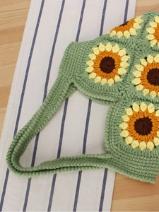 Handmade crochet sunflower knit handbag in green cotton yarn for casual women's styling