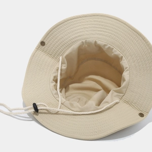 Outdoor Sonnenhut mit breiter Krempe, Kordelzug und Druckknöpfen aus beigem Stoff