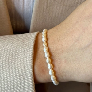 Bracelet Femme en Acier Inoxydable Plaqué Or 18K avec Perle d'Eau Douce Minimaliste Perle Baroque Fermoir OT Bijoux