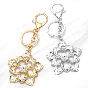 Sparkling Flower Keychain For Women Hollow Petal Alloy Rhinestone Bag Charm Car Key Ring Elegant Purse Pendant Accessory