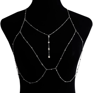 Chaîne de corps bikini avec pompon en zircon étincelant design en maille argentée femme