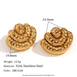 18K gold plated stainless steel hollow geometric earrings with hammered texture and size marks