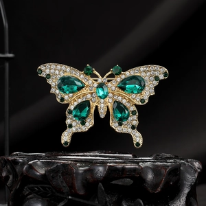Butterfly Brooch Alloy Emerald Green Rhinestone Vintage Luxury Suit Pin Jewelry For Women