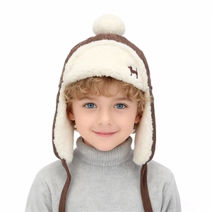 Warme Kinder Wintermütze aus Cord mit Ohrenklappen und einer süßen Hunde-Stickerei