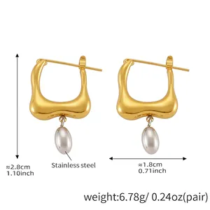 Detailed size chart of bicolor U-shaped earrings with 2.8cm height in stainless steel
