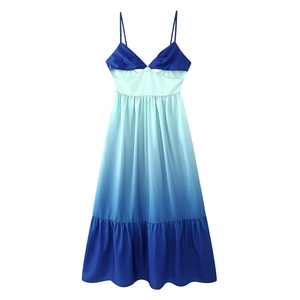 Robe longue sexy dégradé bleu avec découpe et col en V pour les vacances d'été