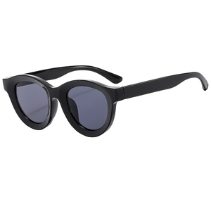 Occhiali Da Sole Ovali Retrò Montatura In PC Lenti AC Protezione UV400 Montatura Spessa Vintage Per Uomo E Donna Outdoor