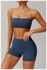 Nahaufnahme der dunkelblauen Yoga-Shorts mit hoher Taille aus nahtlosem Stretch
