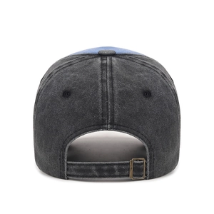 Casquette de baseball noire délavée vintage avec bouton bleu clair et boucle ajustable