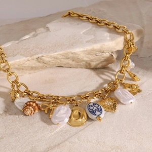 Collier en acier inoxydable plaqué or 18k avec tortue, perle et céramique