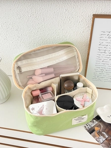 Light green large capacity nylon cosmetic bag with U-shape zipper and inner pockets