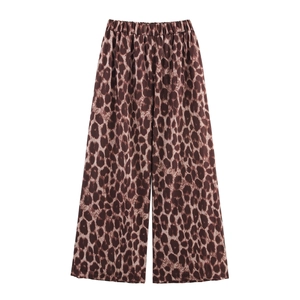 Classic leopard print wide-leg pants for women featuring a comfortable elastic waist