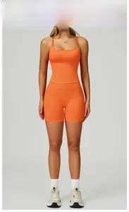 Ensemble de yoga orange sans couture pour femme avec débardeur et short de sport taille haute