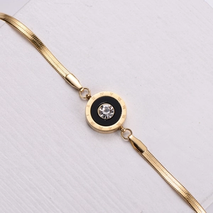 Bracelet chaîne serpent plaqué or 18 carats avec pendentif chiffres romains et zircon