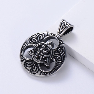 Vintage Viking Celtic knot pendant in silver stainless steel from a 45-degree angle
