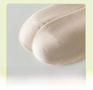 Close-up of seamless toe stitching on combed cotton crew socks for durability