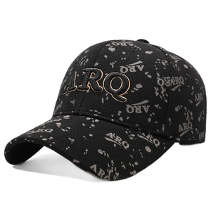 Casquette de baseball noire à broderie ARQ et imprimé intégral pour les loisirs en plein air