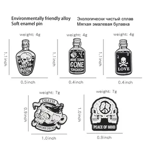 Detailed size chart for five horror skull enamel pins with specific product dimensions