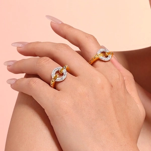 Elegant 18K Gold Plated Titanium Steel Ring With Sparkling Rhinestones Geometric Hollow Double Circle Design For Women