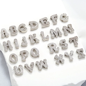 A-Z Alphabet Anhänger mit Zirkonia-Mikropavé in 18k Gold vergoldetem Messing für DIY