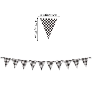 Détail de la guirlande de drapeaux de course à damier avec les dimensions précises