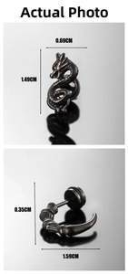 Vue détaillée du clou d'oreille dragon noir vintage avec dimensions et style punk