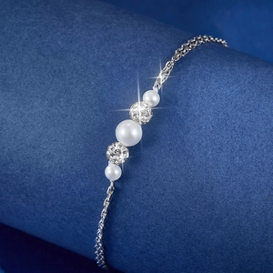 Elegant S925 silver layered bracelet with white pearls and sparkling zircon beads