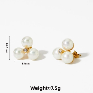 Macro view of triple pearl flower stud earrings with center crystal and dimensions