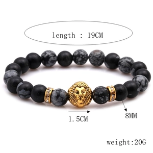 Detail view of lion head beaded bracelet with dimensions showing 8mm beads and 19cm length