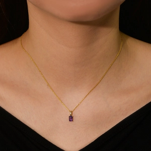 Elegant S925 silver necklace with rectangular purple amethyst pendant on a golden chain