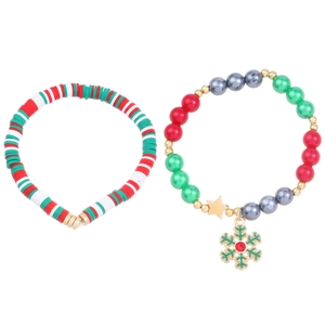 Set di braccialetti natalizi fatti a mano in argilla polimerica colorata con fiocco di neve