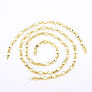 Minimalist 18K gold plated chain necklace with smooth oval links and lobster clasp