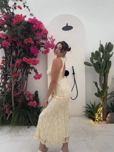 Elegant yellow lace V-neck backless bodycon maxi dress for summer beach vacation