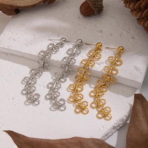 Boucles d'oreilles trèfle à pampilles en or et argent sur pierre naturelle