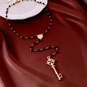 Collier Pendentif Clé Vintage Perles En Verre Chaîne Pull Longue Alliage Cuivre Médaillon Style Rétro Bijoux Femmes