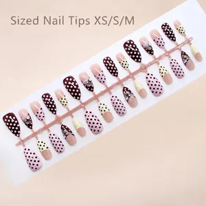 Set de 30 uñas postizas 3-en-1 con flores 3D y lunares en borgoña y beige suave