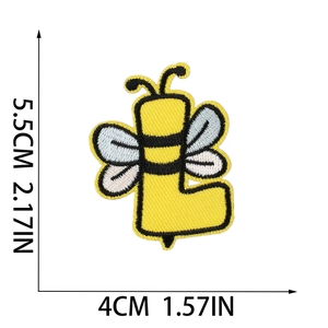 Detail of bee letter L embroidery patch with precise dimensions in cm and inches