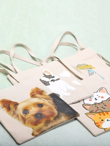 Minimalist canvas tote bags featuring cute cartoon dog and cat prints for daily shopping