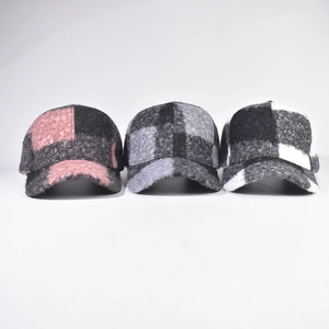 Classic plaid baseball cap for men and women featuring autumn winter wool blend fabric