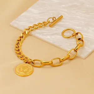 Retro Queen Elizabeth II Coin Medallion Bracelet Women 18K Gold Plated Stainless Steel Chunky Chain Toggle Clasp Style