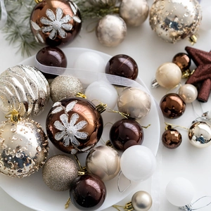 Champagne brown Christmas ball ornaments in various finishes for tree decoration