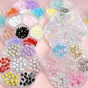 7-grid box set with assorted bowknot and pearl nail art charms for DIY manicures