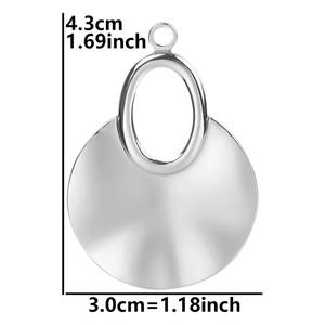 Detailed size view of silver geometric oval pendant measuring 4.3cm by 3.0cm